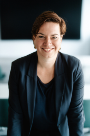 Portrait Mag. Marianne Prager